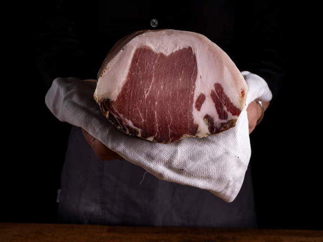 Gallery Nana Meat & Wine La Spezia