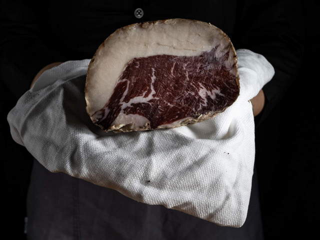 Gallery Nana Meat & Wine La Spezia